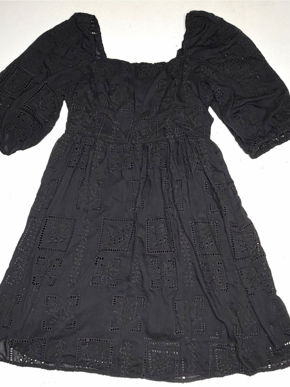 Johnny Was "Amanza" Eyelet Embroidered Black Mini Dress Sz M Puff Sleeves